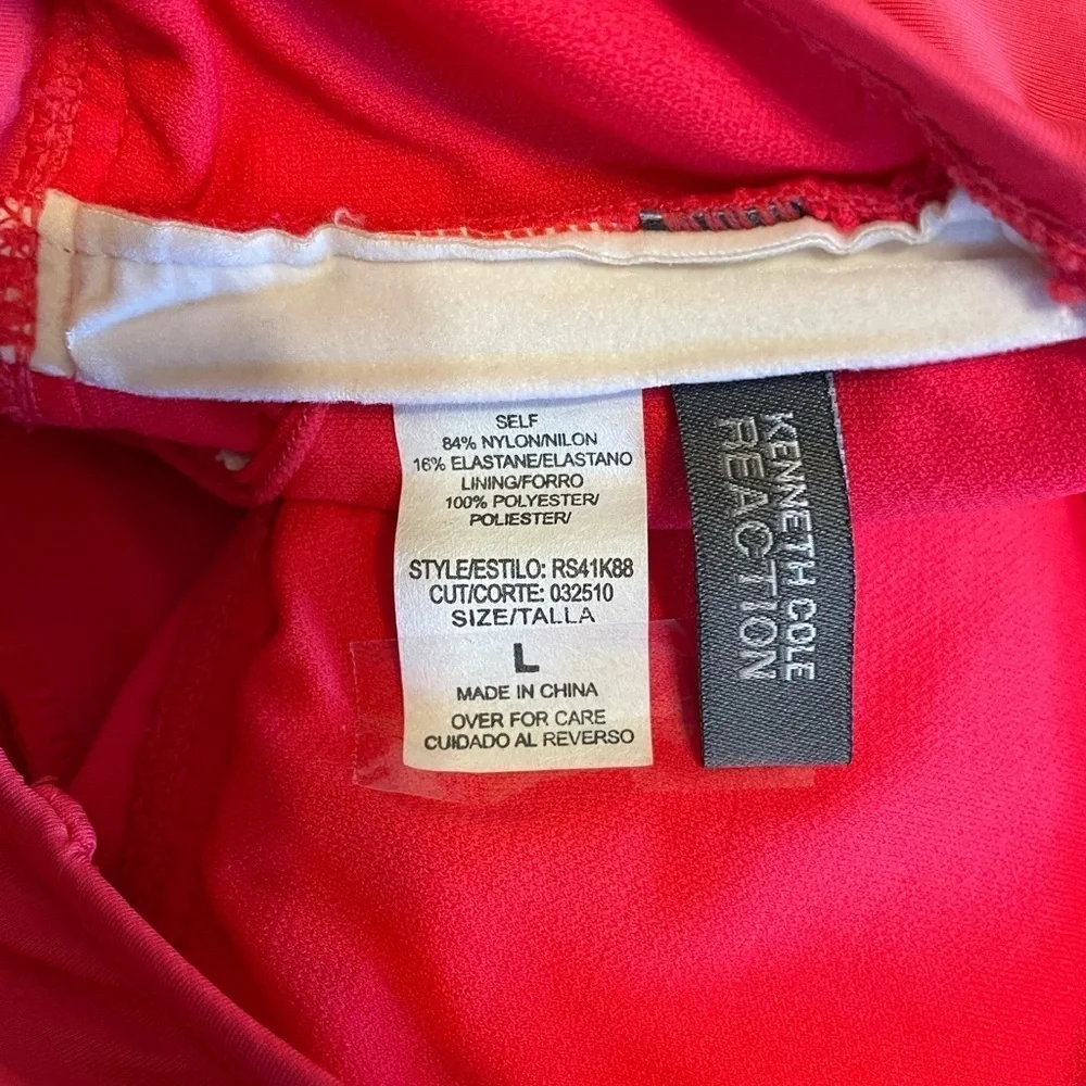 Kenneth Cole Reaction two piece swimsuit tankini size large